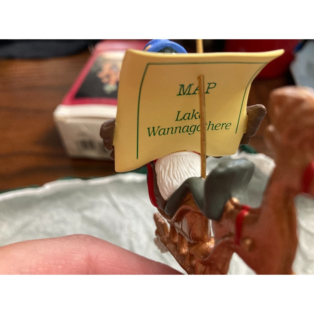 Lot of 5 Hallmark Ornaments - People Friendly,‎ Castle, Flight Kitty Hawk - Picture 10 of 16